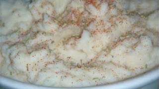 How To Make Creamy Homemade Mashed Potatoes Recipe [upl. by Arly]