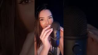 ASMR Mic Scratching  Naiane [upl. by Nedda]