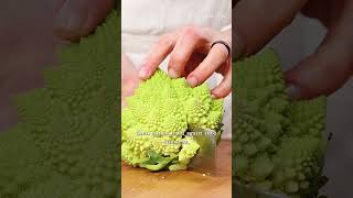 ROMENESCO BROCOLLI RECIPE  How to prepare Romanesco Brocolli for a stir fry [upl. by Nahtan]