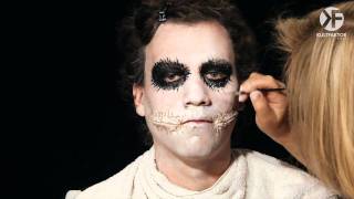 Einfach und effektvoll als Joker schminken Halloween Schminken Anleitung [upl. by Alyl]