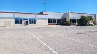 ABANDONED Dillons Grocery StoreDollar General  Newton KS [upl. by Dahcir]