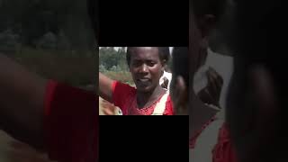 Video ya kera mu 2001 ya Nina Gakwisi n’ Itorero Indatwa ahari Komini Mutura babyina Ikinyemera [upl. by Corneille]