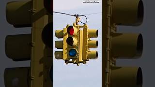 Old Incandescent Traffic Lights [upl. by Leamse]