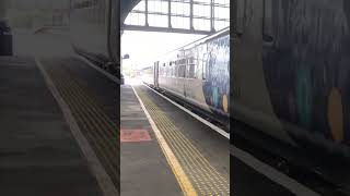 Class 156 arriving at Darlington train trainspotteruk trains trainspottinguk [upl. by Kerwon]