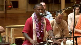 2012 07 27 HG Madhava Prabhu Evening kirtan [upl. by Llebanna]