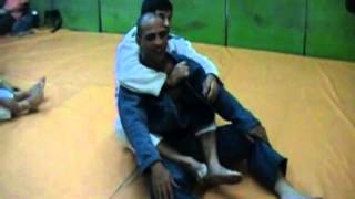 Vídeo JiuJitsu Osiris Maia ensina estrangulamento pelas costas [upl. by Major]