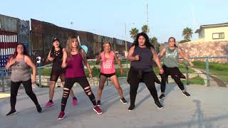 ZUMBA METELE AL PERREO DADDY YANKEE [upl. by Hodosh]