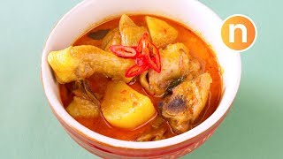 Malaysian Curry Chicken  Kari Ayam Nyonya Cooking [upl. by Minabe499]