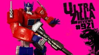 REVOLTECH AMAZING YAMAGUCHI OPTIMUS PRIME REVIEW [upl. by Neladgam]