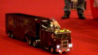 camion americain en modelisme rc avec phare et son [upl. by Myron]