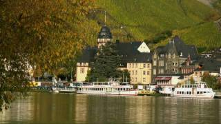 Mosel Saksa  BernkastelKues matkailuvideo Saksan Moselin laakso [upl. by Ynove303]