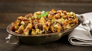 Recipe Traditional Sausage Stuffing [upl. by Benia]