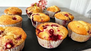 Die Saftigsten Himbeer Muffins die du je gegessen hast💥Bonus Zutat🤯 [upl. by Vokay]