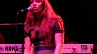 Fiona Apple Live with The Roots and Jon Brion February 2005 [upl. by Malanie]