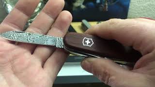 Victorinox Deluxe Tinker Damast Limited Edition 2018 [upl. by Anirehc]