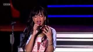 Rihanna performing Love The Way You Lie pt 2 live at Hackney music festival [upl. by Lian]