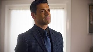 Riverdale 5x1 Hiram Lodge [upl. by Anej]