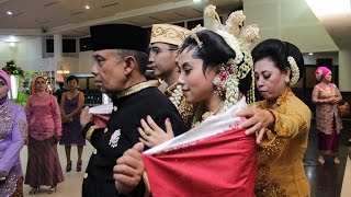 Panduan Temu Manten Adat Jawa dan Panggih Manten Adat Jawa by Raddin Wedding [upl. by Huberty946]