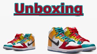 Nike SB froSkate Dunk High Pro Skate Shoes  WhiteMetallic GoldUni Unboxing Video [upl. by Neelyar]