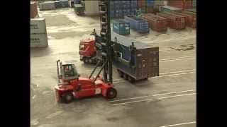 Kalmar DCF100 empty container handler [upl. by Lupita]