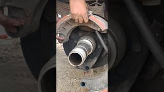 Wheel leather fitting wheel leather Greece bearingamazing short mechanic [upl. by Tanya419]