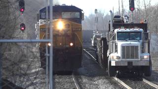 🚂 CSX Train amp Peterbilt Truck 🚚 [upl. by Nodnas541]