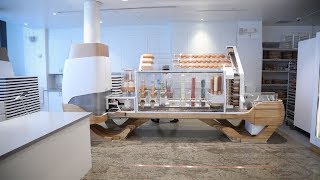 A robot cooks burgers at startup restaurant Creator [upl. by Artemahs]