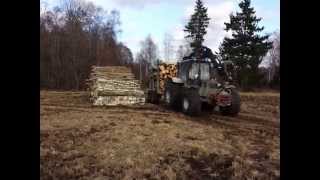 Estonian forestry tractor MTZ820 Eesti metsatraktor MTZ820 [upl. by Fari]