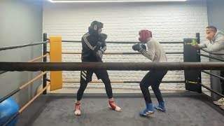 Middleweight vs Heavyweight Boxing Sparring Match [upl. by Nnalorac]