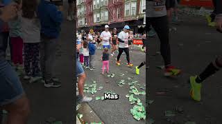 Esta MENINA vai fazer algo MUITO FOFO durante essa CORRIDA 😨 [upl. by Johns]