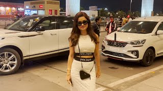 Avneet Kaur Fly From Mumbai Spotted At Airport  Bollywood Mastiz [upl. by Notsruht]