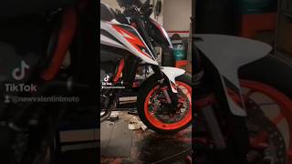 Duke 890 R in officina 🧡 ktm duke duke890r officina moto meccanico alessandria ktmfamily [upl. by Theta132]