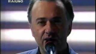 Signor tenente  Sanremo 1994  canta Giorgio Faletti [upl. by Yenoh315]