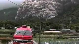 Dome collapse and pyroclastic flow at Unzen Volcano [upl. by Nerrol759]