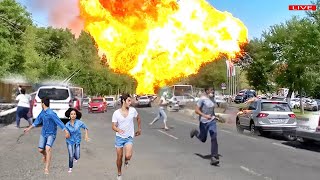 US Panic 30 minutes After the Yellowstone volcano eruptedas the earth rose rumble across the land [upl. by Oniger]