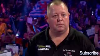 Mervyn King priceless reaction to Simon Whitlock 148 checkout [upl. by Agarhs]