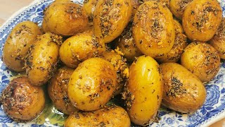 RosmarinKartoffeln und dazu Lachsfilet im Backofen zubereiten 😋 [upl. by Etteval]