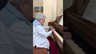 92 Year Old Alzheimers Patient can Still play Piano [upl. by Palladin569]