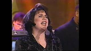 Linda Ronstadt  Hearts Accelerating  Anyone Who Had A Heart  Tonight Show 12193 part 1 [upl. by Noitsuj]