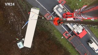 19022023  VN24  Sattelzug schleudert in einen Graben  Bergungsleiter Matthias im Einsatz [upl. by Helban]