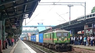 WAG9 locomotive works heavy maal gadi fast train cross virar station [upl. by Alfie984]