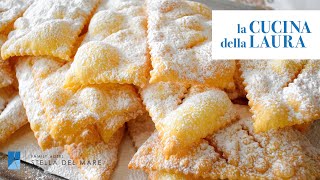 Dolci di Carnevale  LE CHIACCHIERE  La Cucina della Laura [upl. by Goodill]