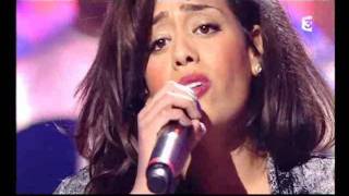 Amel Bent  Je Reste  In Live avi [upl. by Ahsitnauq]