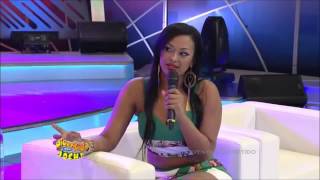 Venya Carolina CASI LOCA Domingo 18012015 [upl. by Sachi]