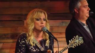 Kentucky Borderline  Rhonda Vincent amp The Rage [upl. by Ahsinel981]