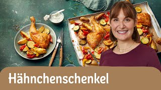 Hähnchenschenkel im Backofen zubereiten 🍗  Rezept mit Gemüse  REWE Deine Küche [upl. by Strong]