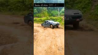 Isuzu d max VS Toyota Hilux OFFROADINGArunPanwarx hilux dmax [upl. by Jacklin793]