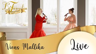 Het Bloemenduet  Viens Mallika uit de opera Lakmé van Léo Delibes  door La familia [upl. by Ahtelahs]