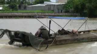 Le marché flottant Cai Rang à Cantho delta du Mékong Vietnam [upl. by Adimra]