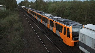 DB Cargo 66002 delivers BRAND NEW 555001020 for Tyne amp West Metro through Paddock Wood  16424 [upl. by Anwad]